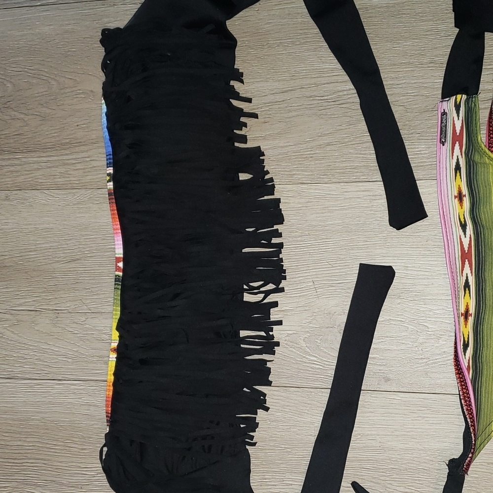 Banana Moon 🌙 2pc Fringe Bathing Suit Bikini - Picture 3 of 7